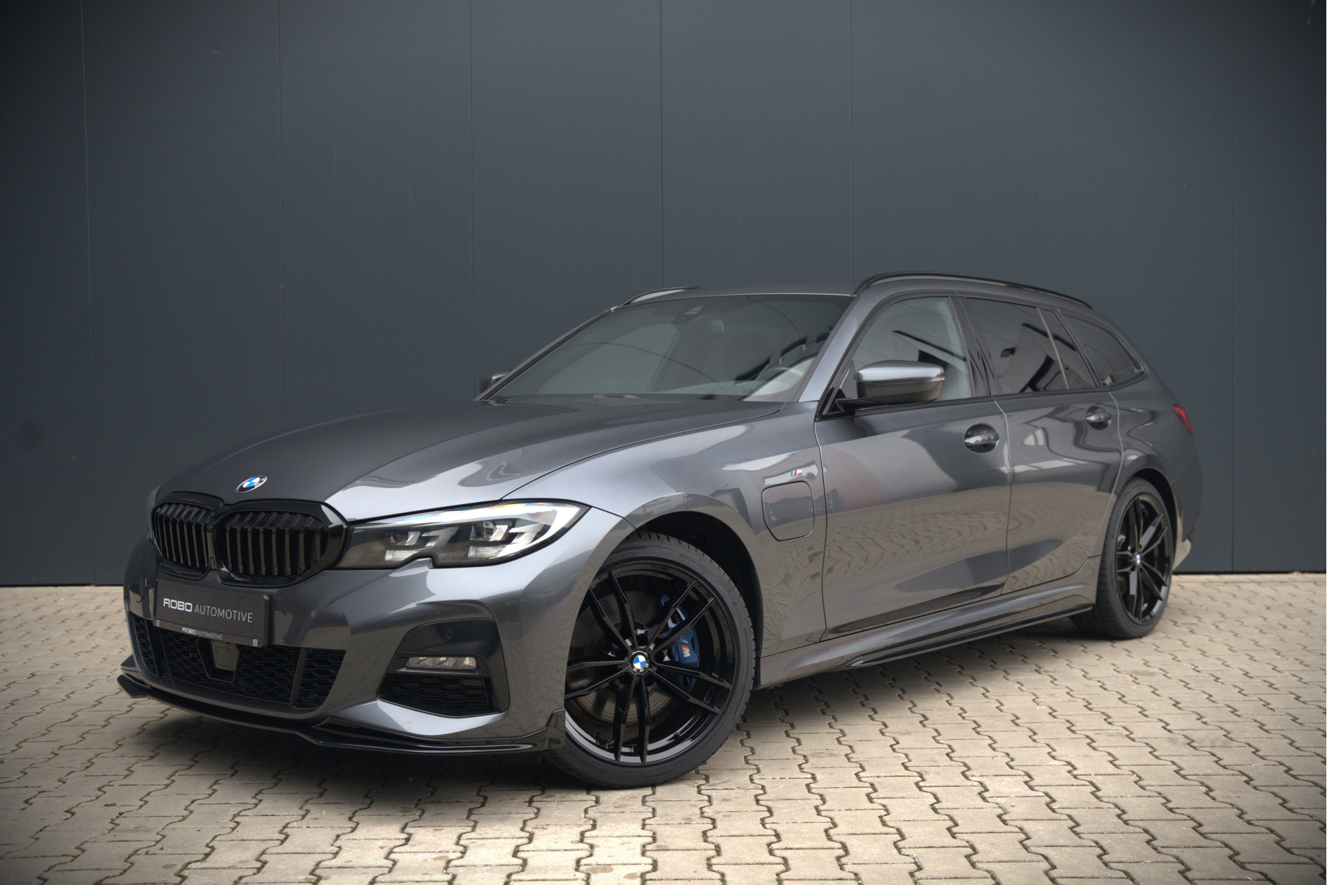 45854540-5.jpg