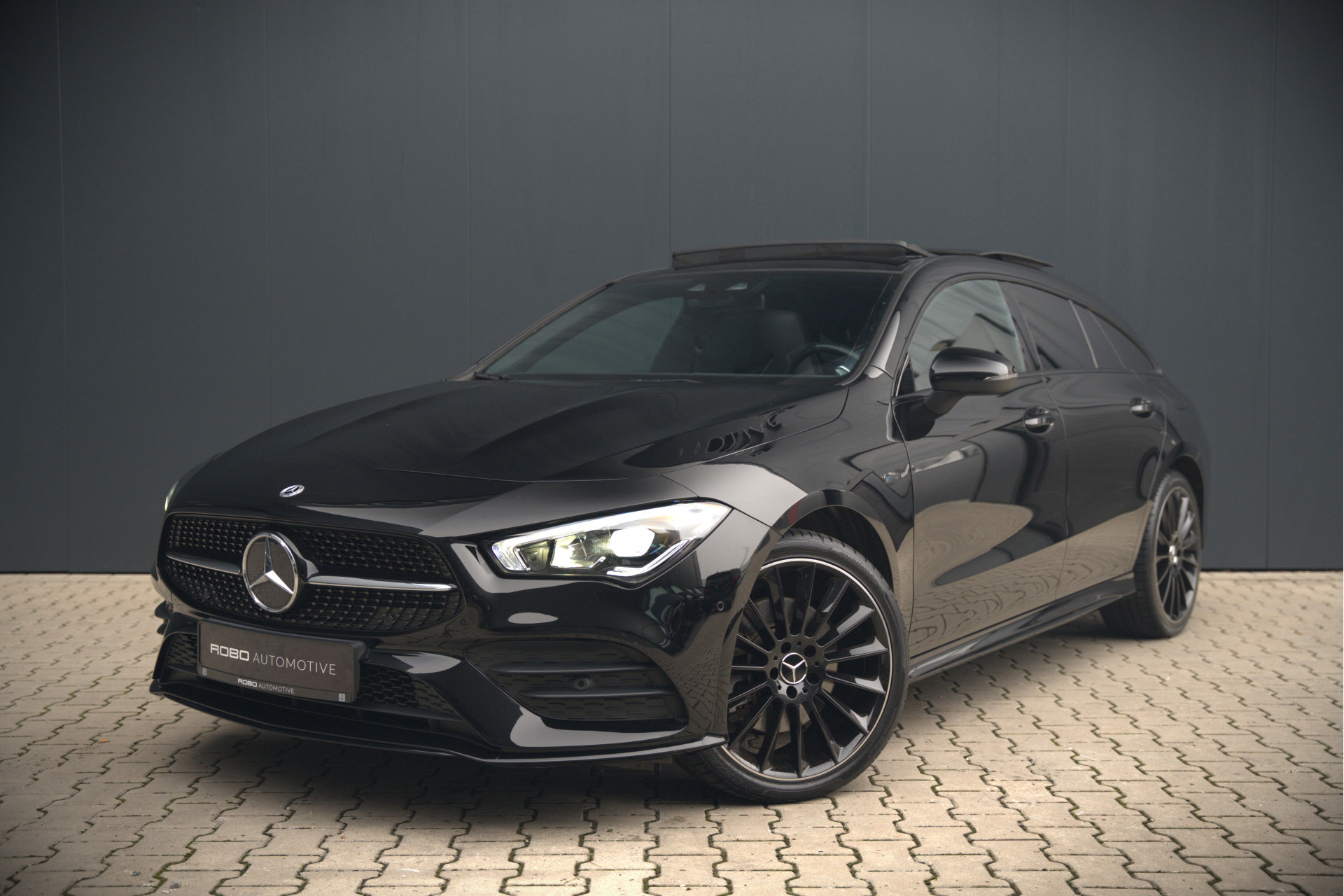 47404449-5.jpg