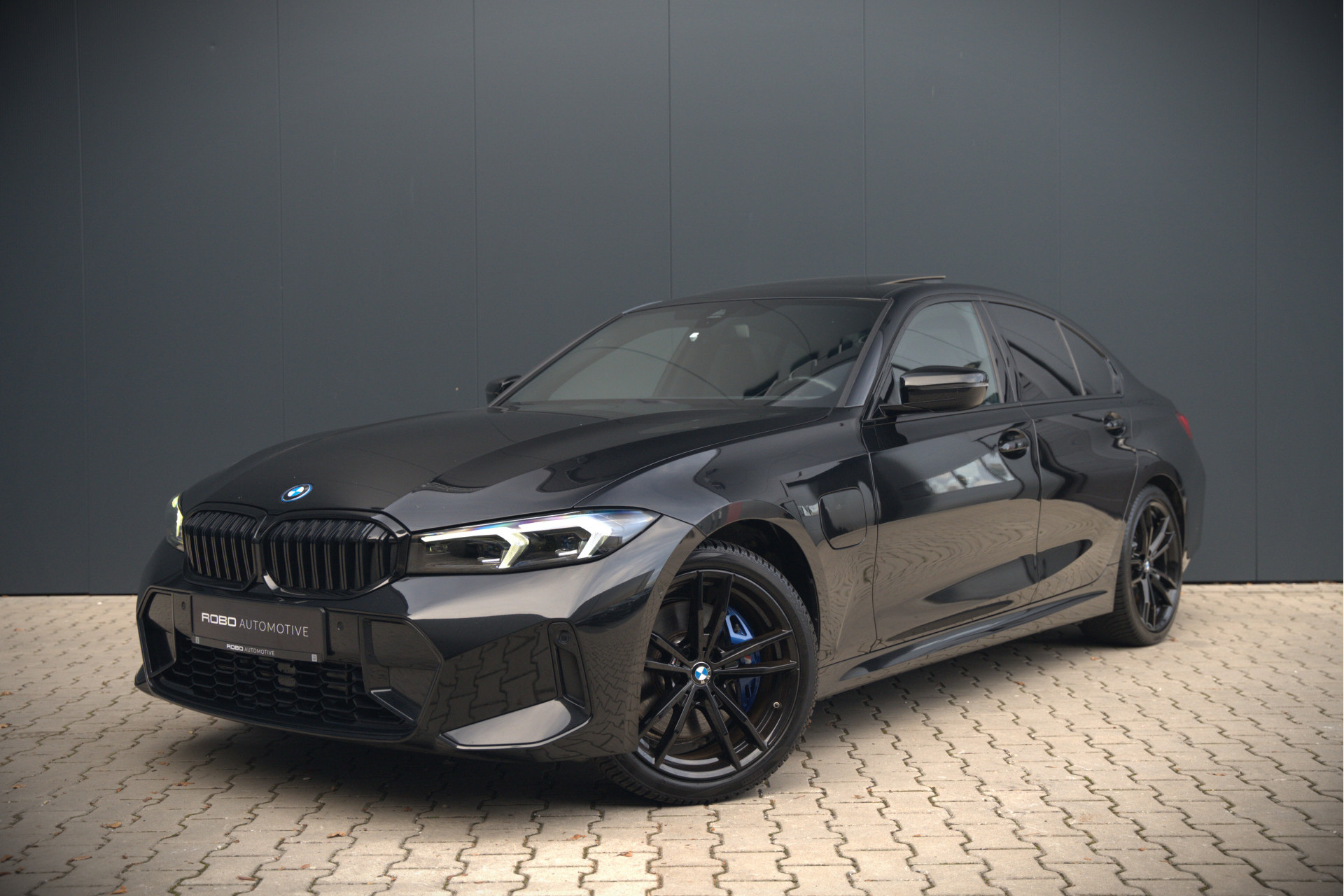 46933830-26.jpg